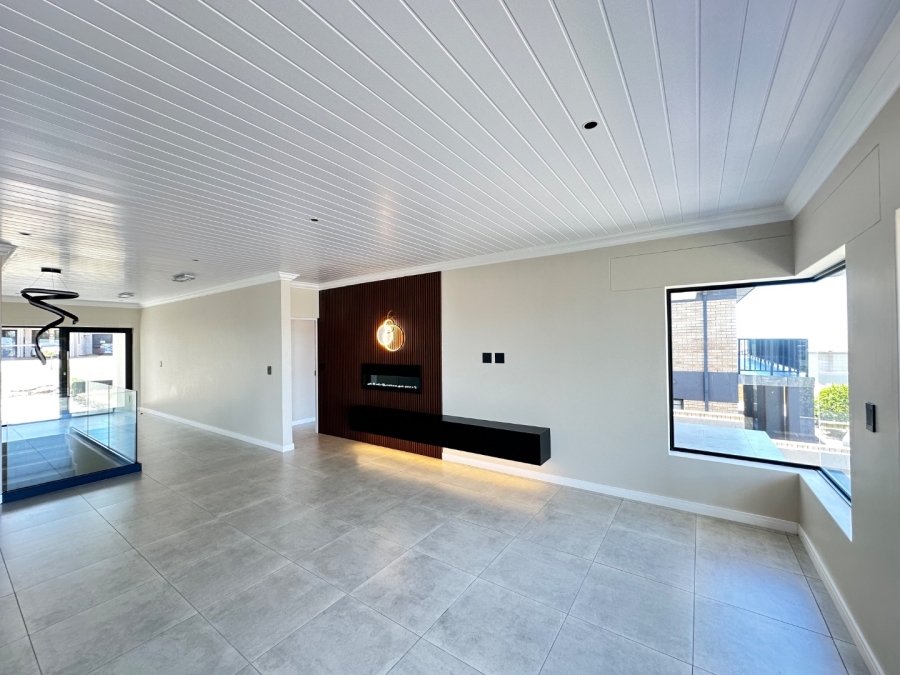 3 Bedroom Property for Sale in Monte Christo Western Cape